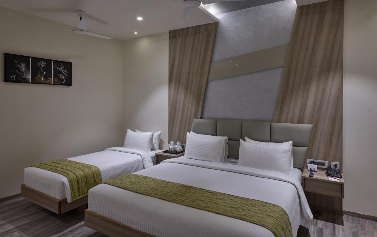 Grand Continent Hosur A Sarovar Portico Affiliate Hotel Εξωτερικό φωτογραφία