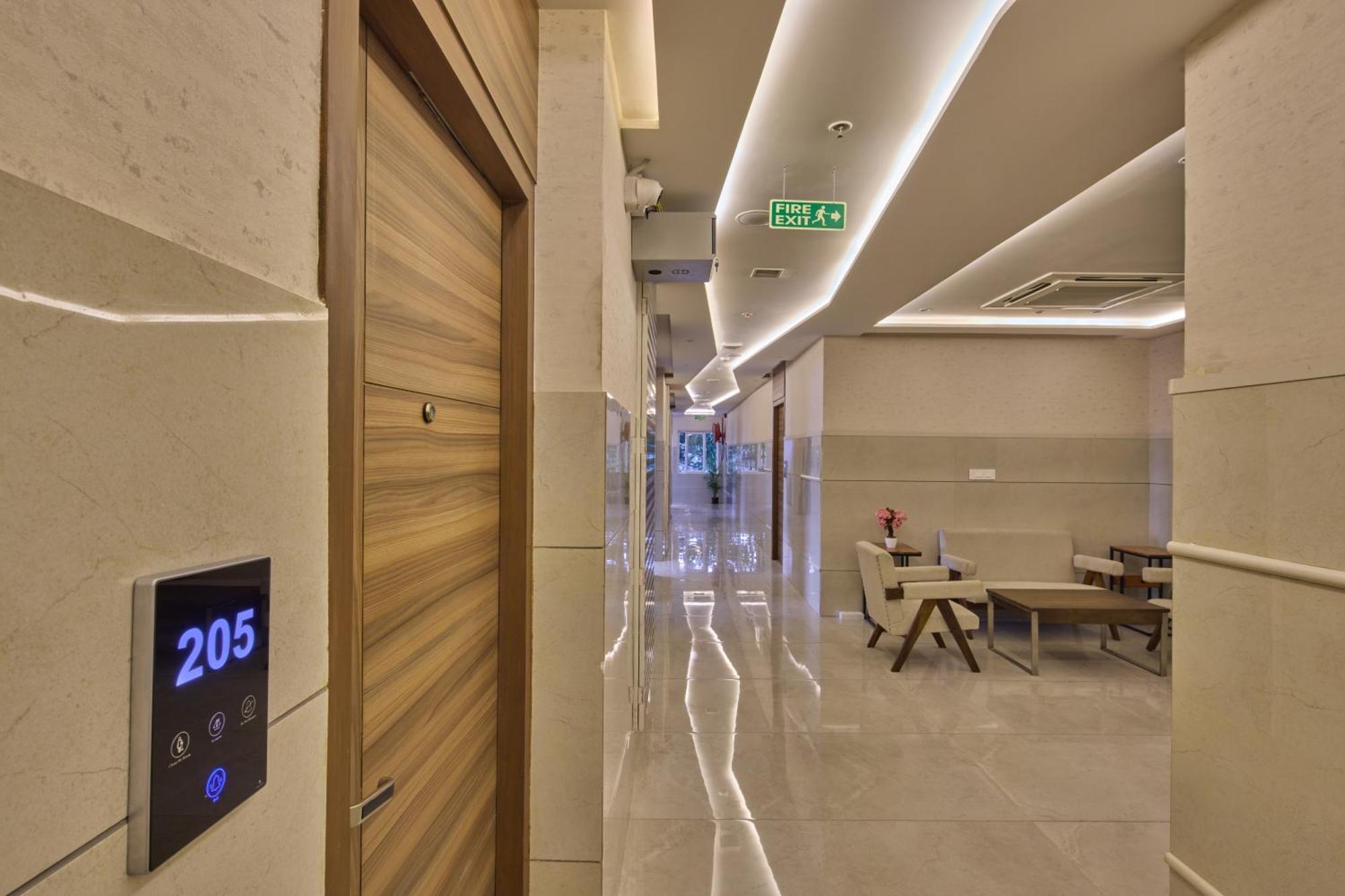 Grand Continent Hosur A Sarovar Portico Affiliate Hotel Εξωτερικό φωτογραφία