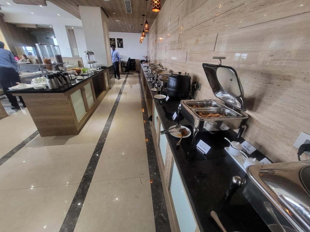 Grand Continent Hosur A Sarovar Portico Affiliate Hotel Εξωτερικό φωτογραφία